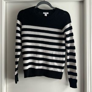 Old navy black and white striped sweater